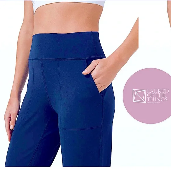 Size 10 Lululemon Align High-Rise Cropped Jogger
True Navy - Picture 1 of 4